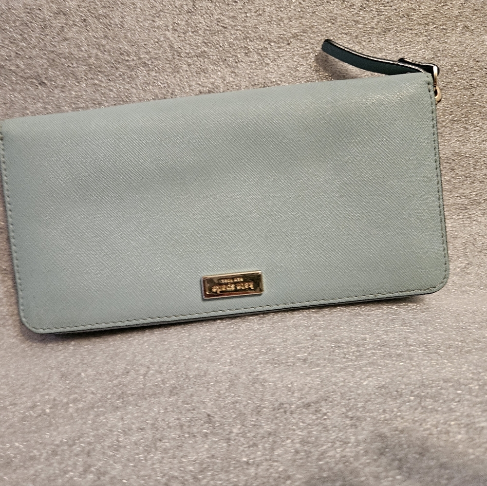 Kate spade zipper wallet